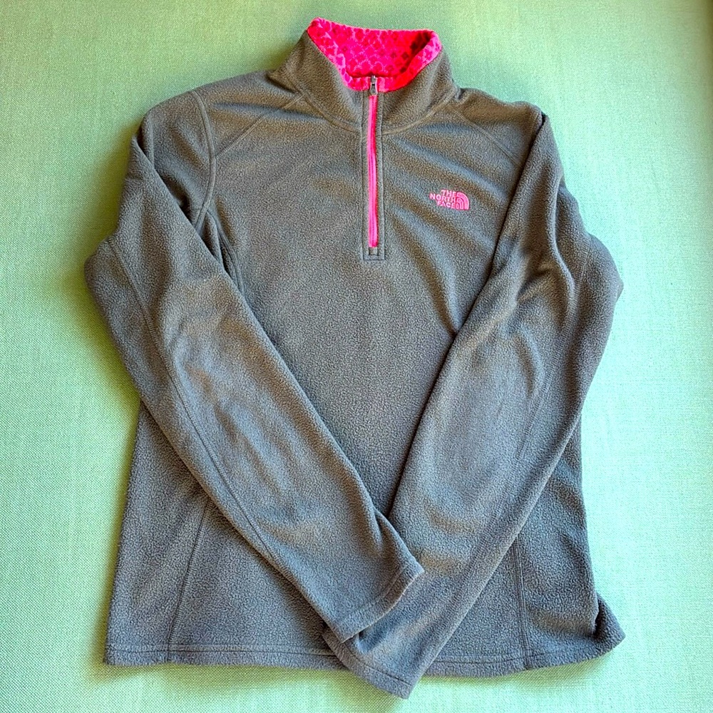 North Face women’s quarter zip khaki fleece size M